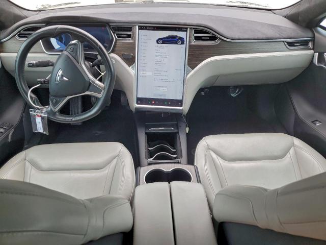 Tesla Model S Image 11