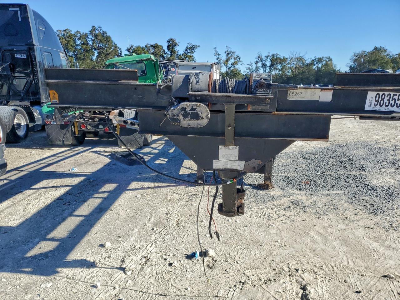 Kaufman Trailer Image 6