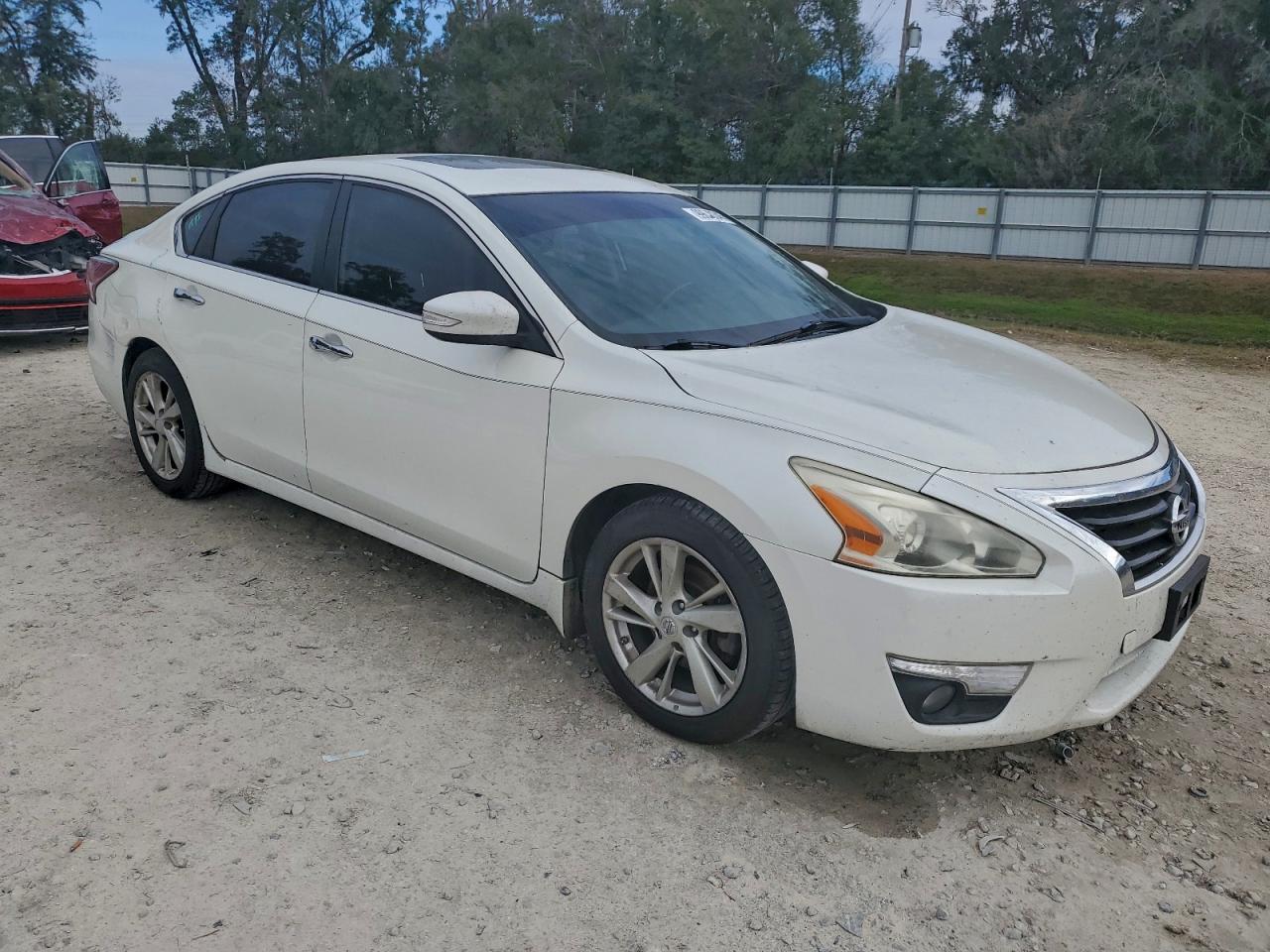 Nissan Altima 2.5 Image 6