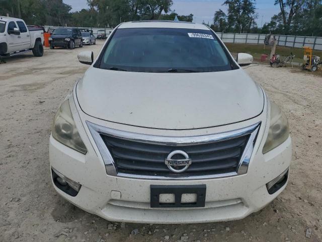 Nissan Altima 2.5 Image 4