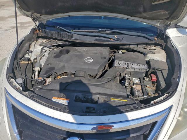 Nissan Altima 2.5 Image 8