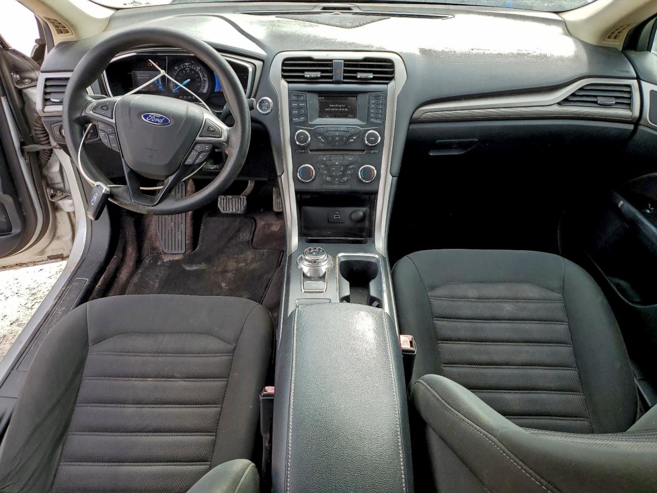 Ford Fusion Se Hybrid Image 9