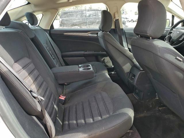 Ford Fusion Se Hybrid Image 5