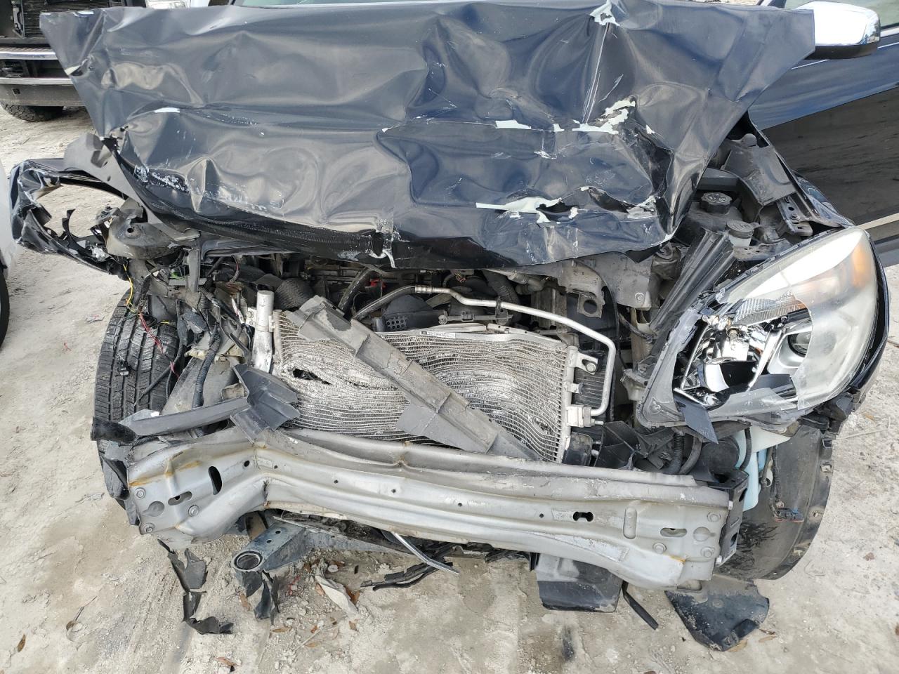 Chevrolet Equinox Premier Image 13