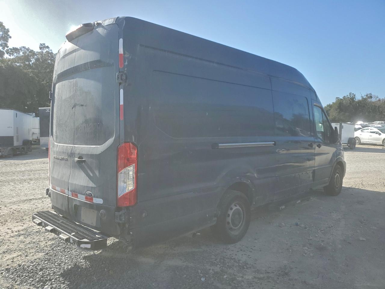 Ford Transit T-250 Image 2
