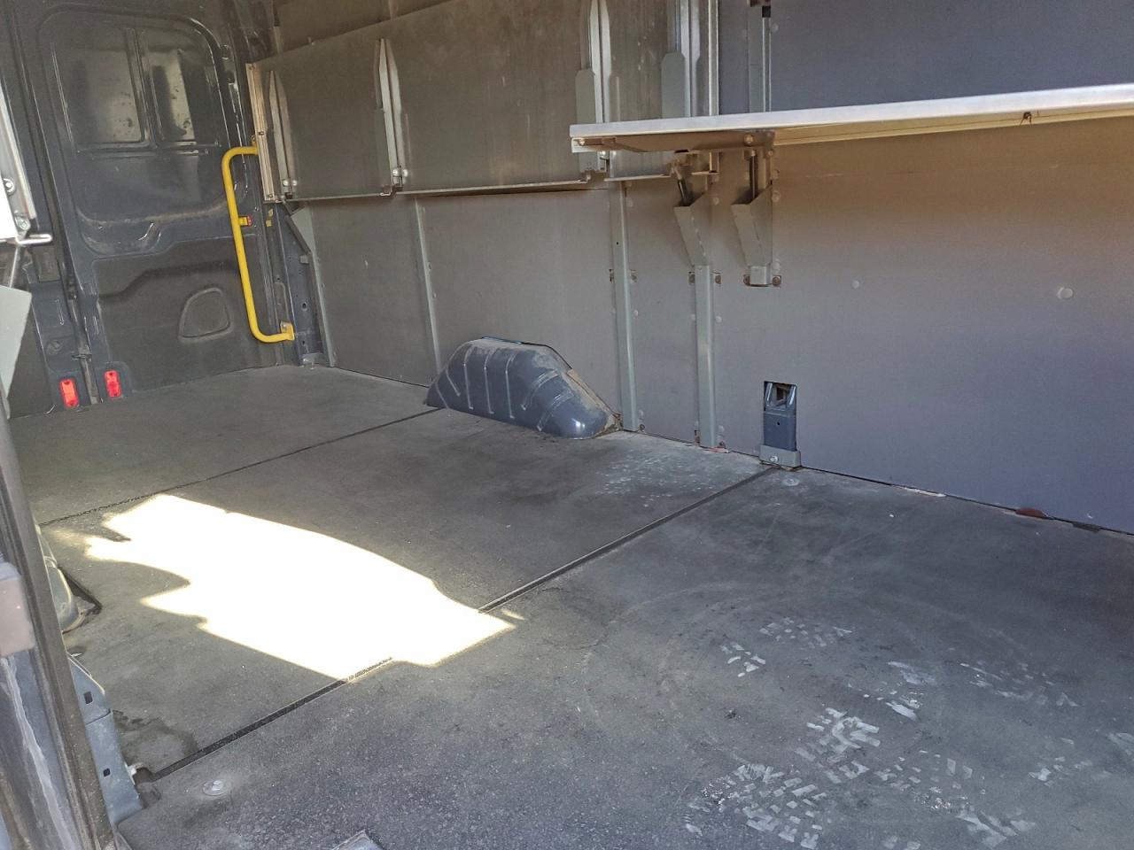 Ford Transit T-250 Image 11