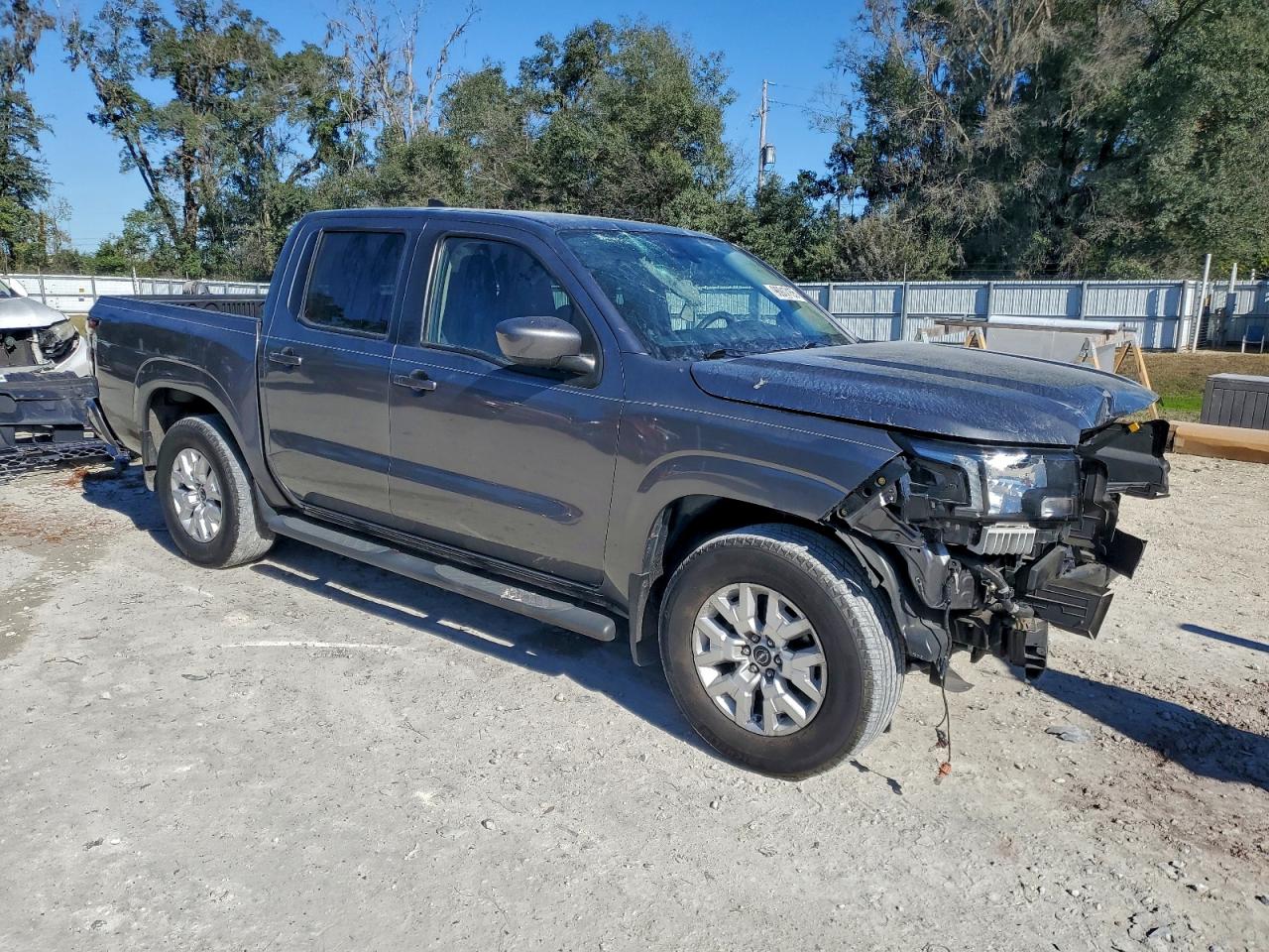 Nissan Frontier S Image 6