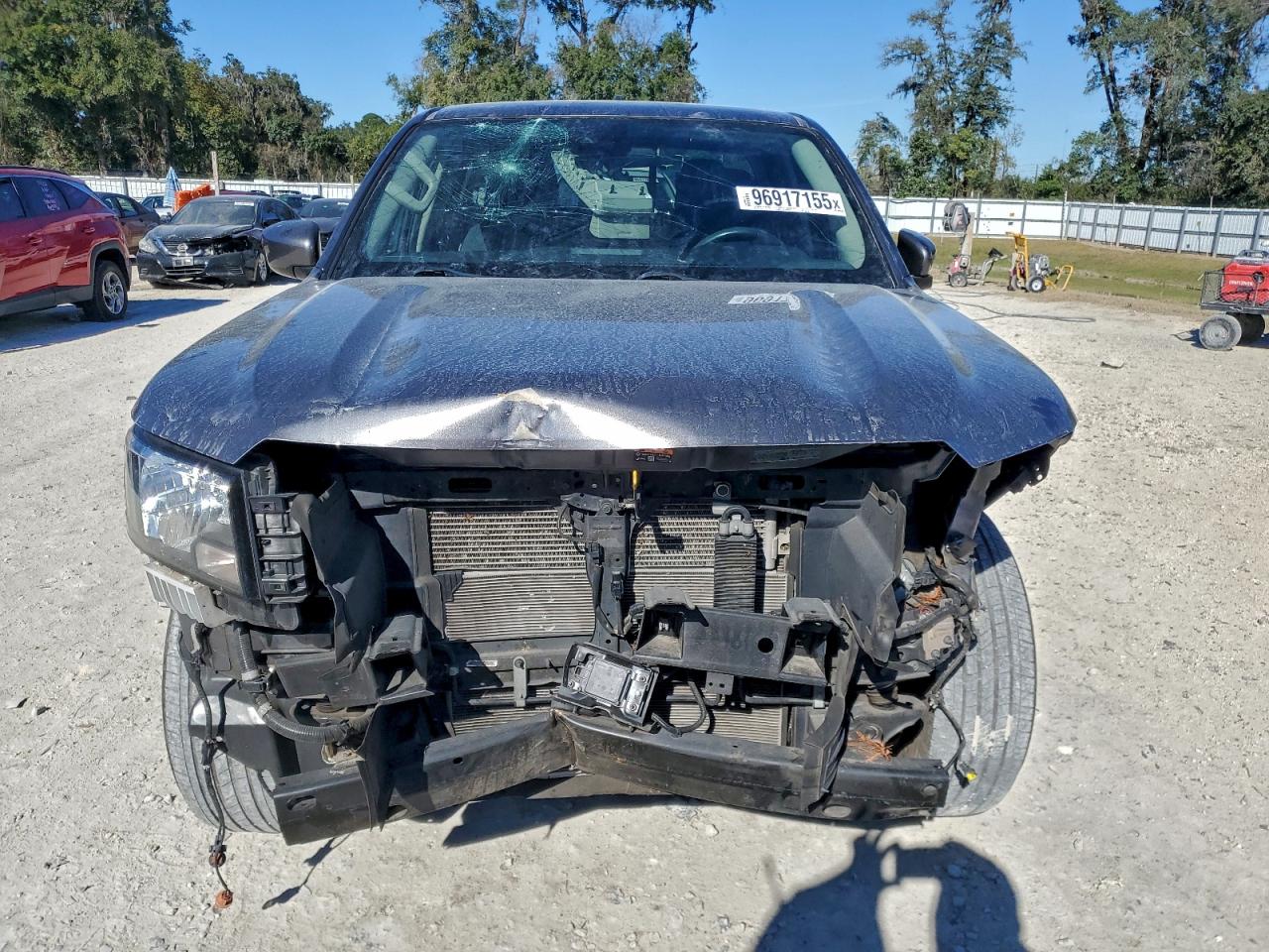 Nissan Frontier S Image 2