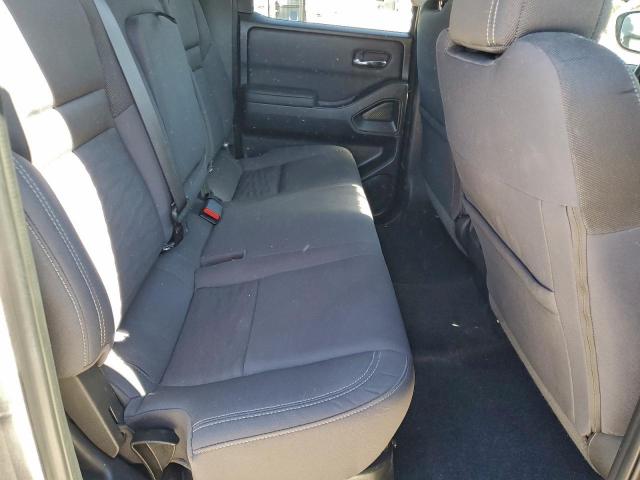 Nissan Frontier S Image 5