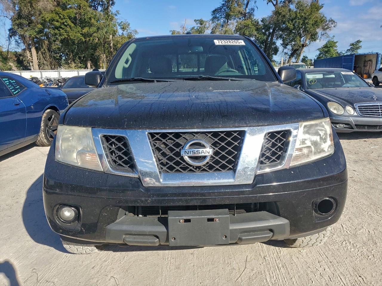 Nissan Frontier S Image 2