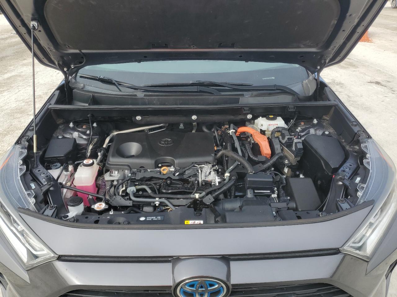 Toyota RAV4 Xle Image 9