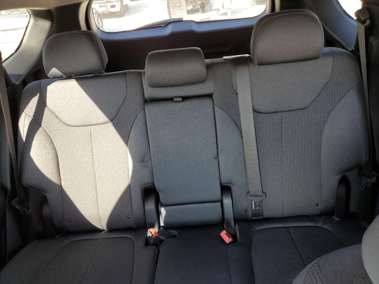 Hyundai SANTA FE Se Image 2