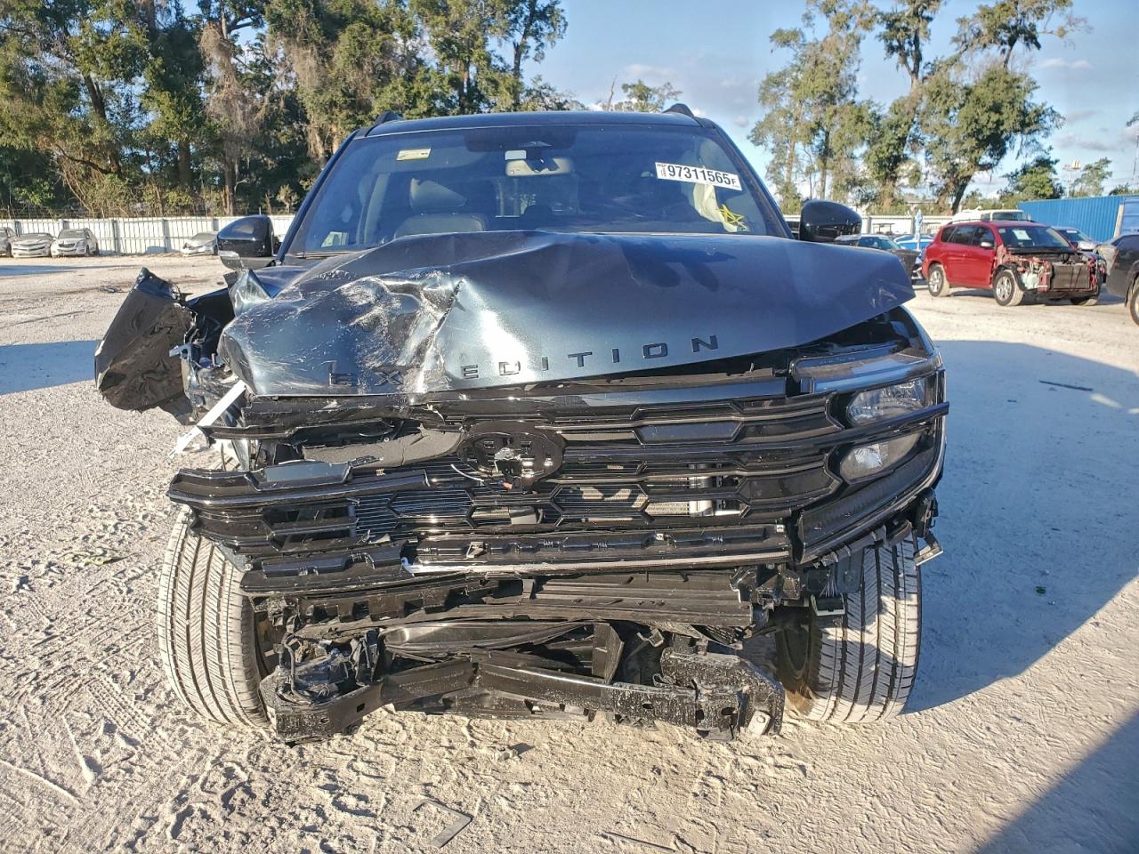 Ford Expedition Max Platinum Image 8