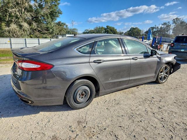 Ford Fusion Titanium Image 4