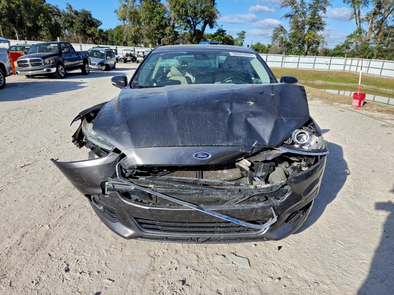 Ford Fusion Titanium Image 12